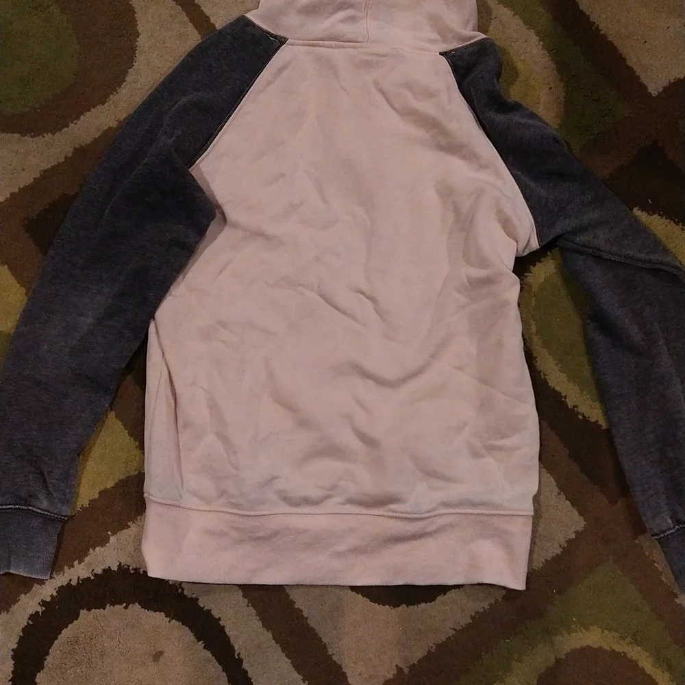 Essentials full tilt - Picture 4 of 4